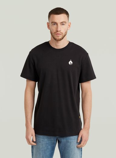 Trims Back Graphic T-Shirt